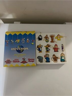 Universal Studios Mini Ornaments Set of 12 Cartoon Characters Rocky, Bullwinkle+